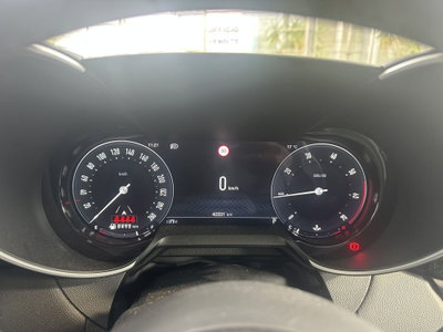 Alfa Romeo Giulia 2.0 Turbo 280 CV AT8 AWD Q4 Estrema (20)