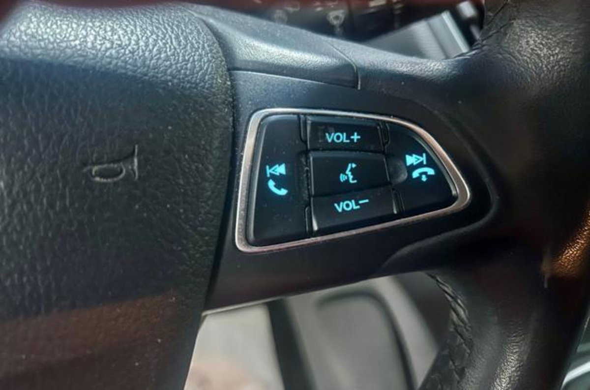 Ford C-Max 1.0 EcoBoost 100CV Plus (9)