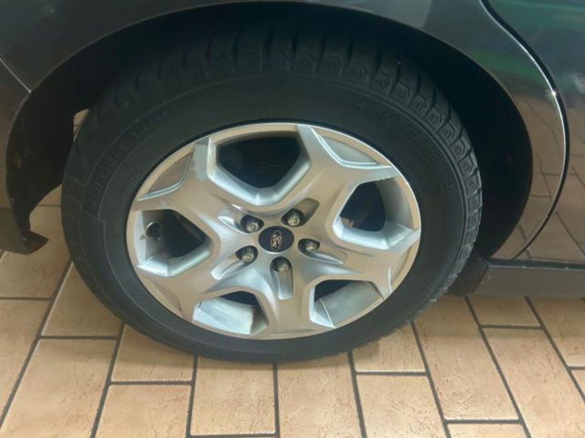 Ford C-Max 1.0 EcoBoost 100CV Plus (12)