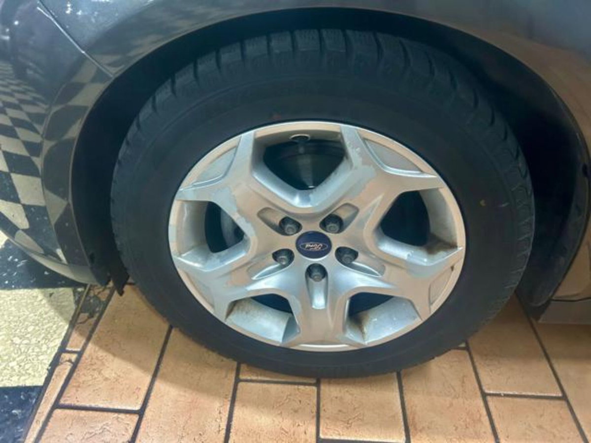 Ford C-Max 1.0 EcoBoost 100CV Plus (5)