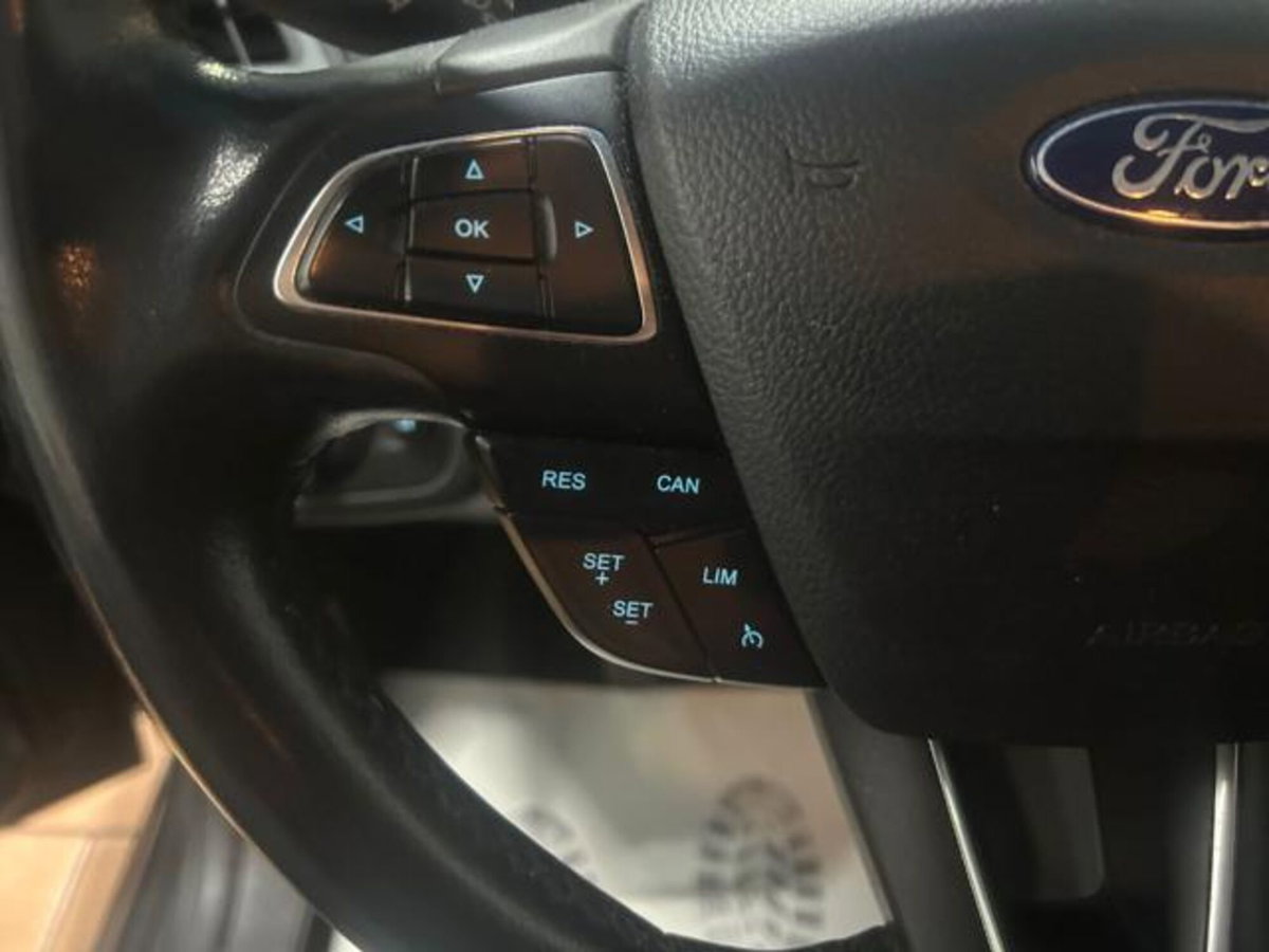 Ford C-Max 1.0 EcoBoost 100CV Plus (8)