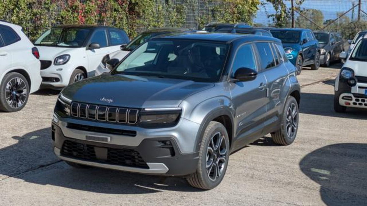 Jeep Avenger 1.2 turbo e-hybrid mhev Summit fwd 110cv edct6
