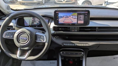 Jeep Avenger 1.2 turbo e-hybrid mhev Summit fwd 110cv edct6 (8)