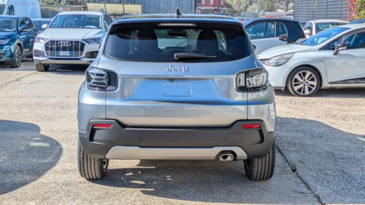 Jeep Avenger 1.2 turbo e-hybrid mhev Summit fwd 110cv edct6 (15)