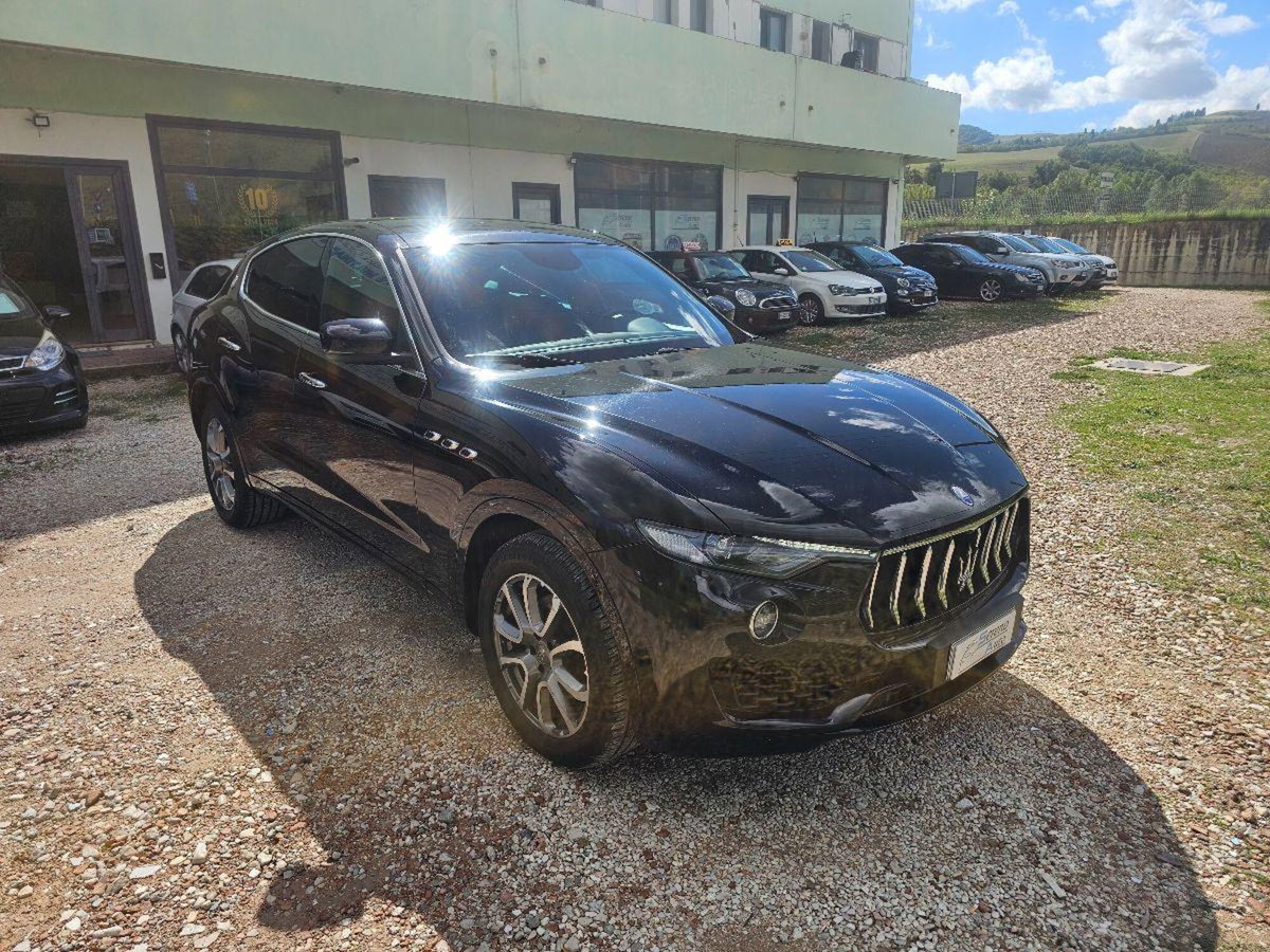 Maserati Levante Levante V6 Diesel AWD Granlusso (10)