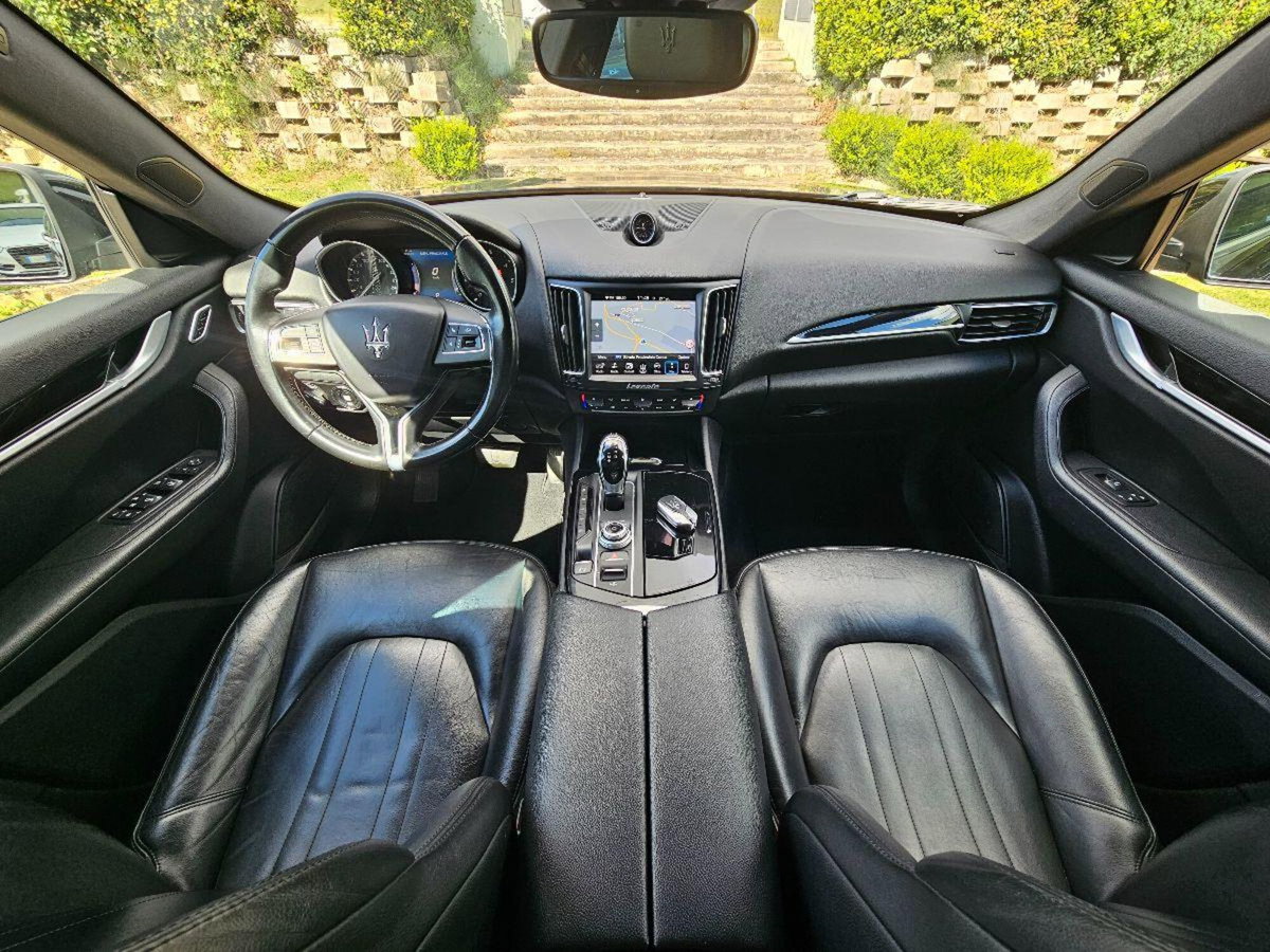 Maserati Levante Levante V6 Diesel AWD Granlusso (14)