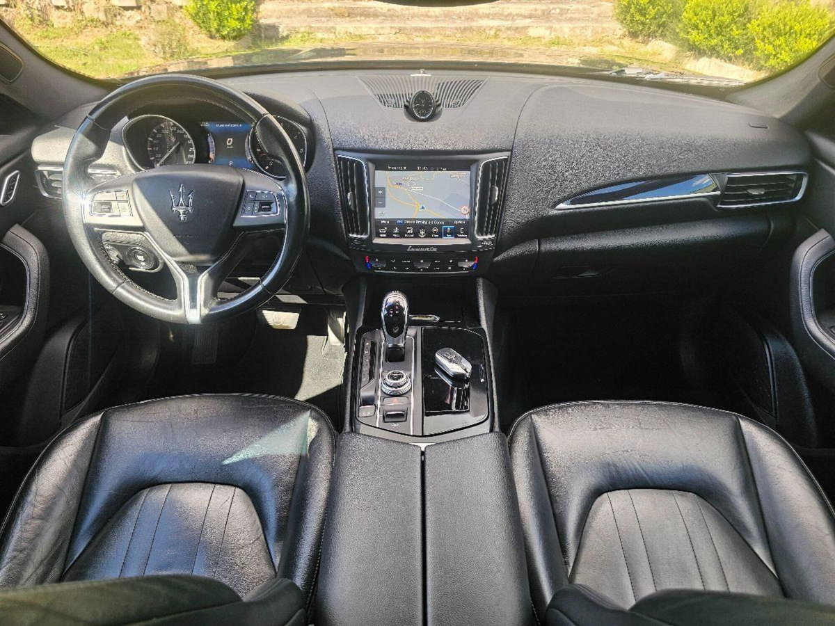 Maserati Levante Levante V6 Diesel AWD Granlusso (15)