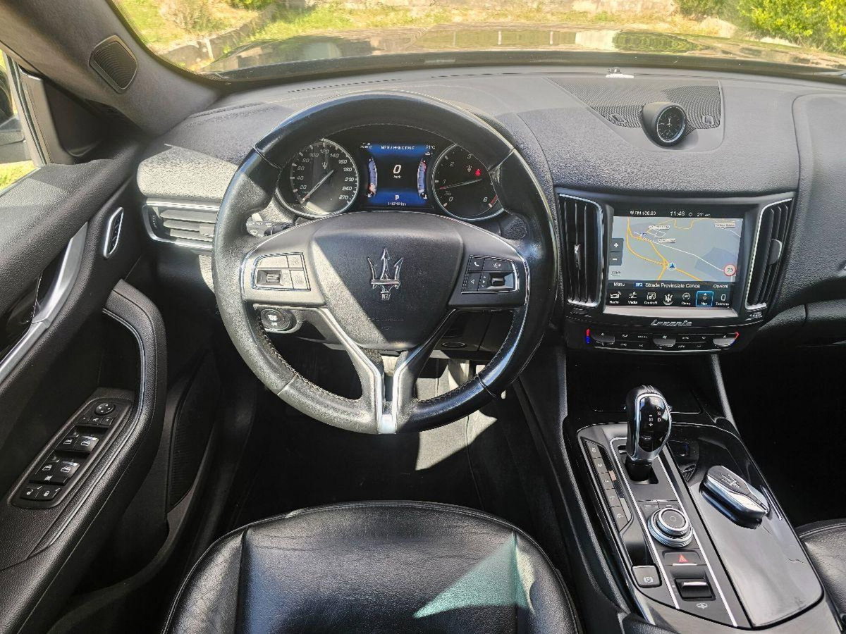 Maserati Levante Levante V6 Diesel AWD Granlusso (16)