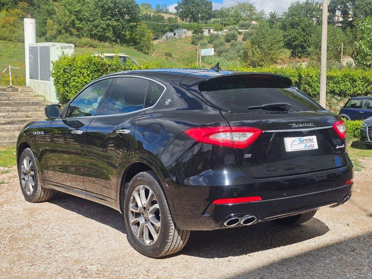 Maserati Levante Levante V6 Diesel AWD Granlusso (7)