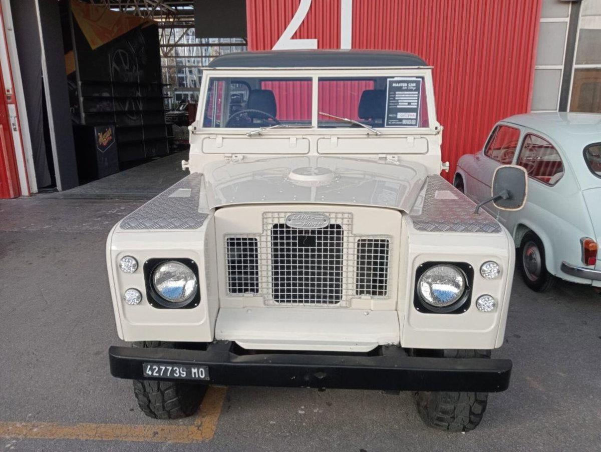 Land Rover Defender 110 2.5 Tdi cat Pick Up (3)