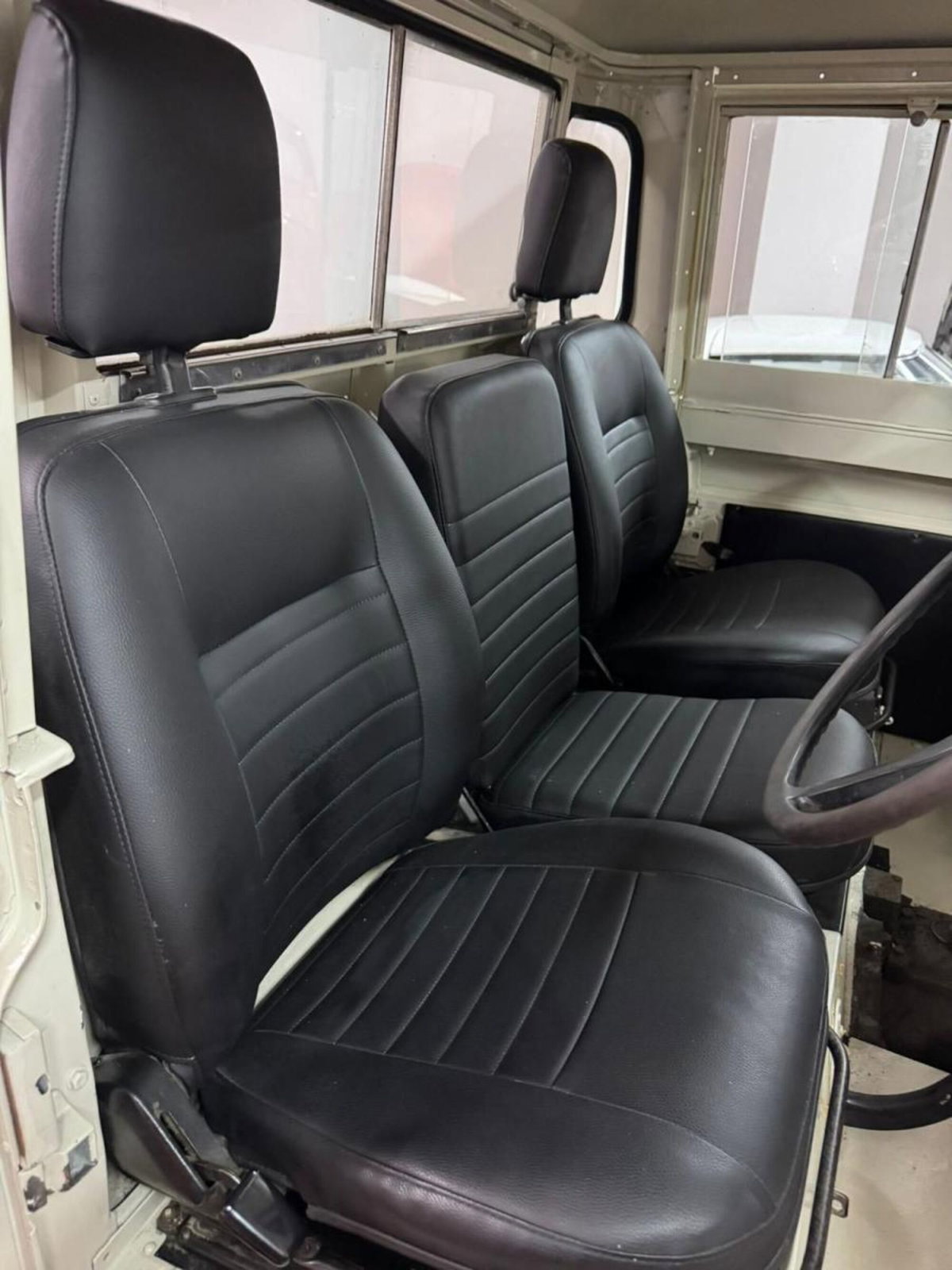 Land Rover Defender 110 2.5 Tdi cat Pick Up (6)