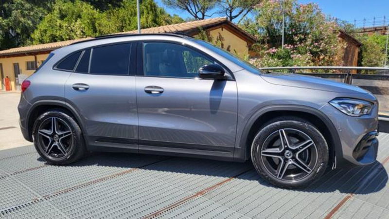 Mercedes-Benz GLA SUV 200 d Automatic Premium