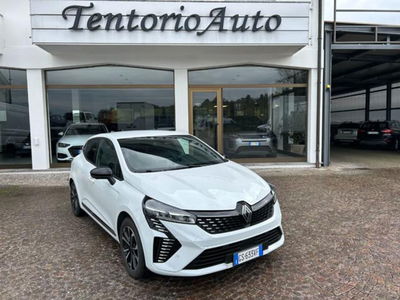 Renault Clio Full Hybrid E-Tech 145 CV 5 porte Techno usata
