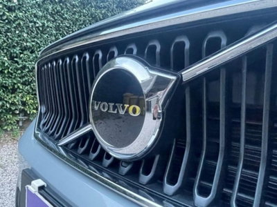 Volvo XC40 B3 automatico Essential (9)