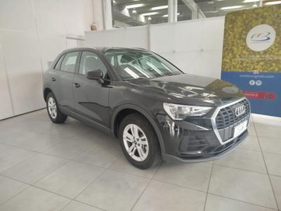 Audi Q3 45 TFSI e S tronic Business