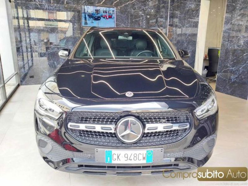 Mercedes-Benz GLA SUV 180 Automatic Premium