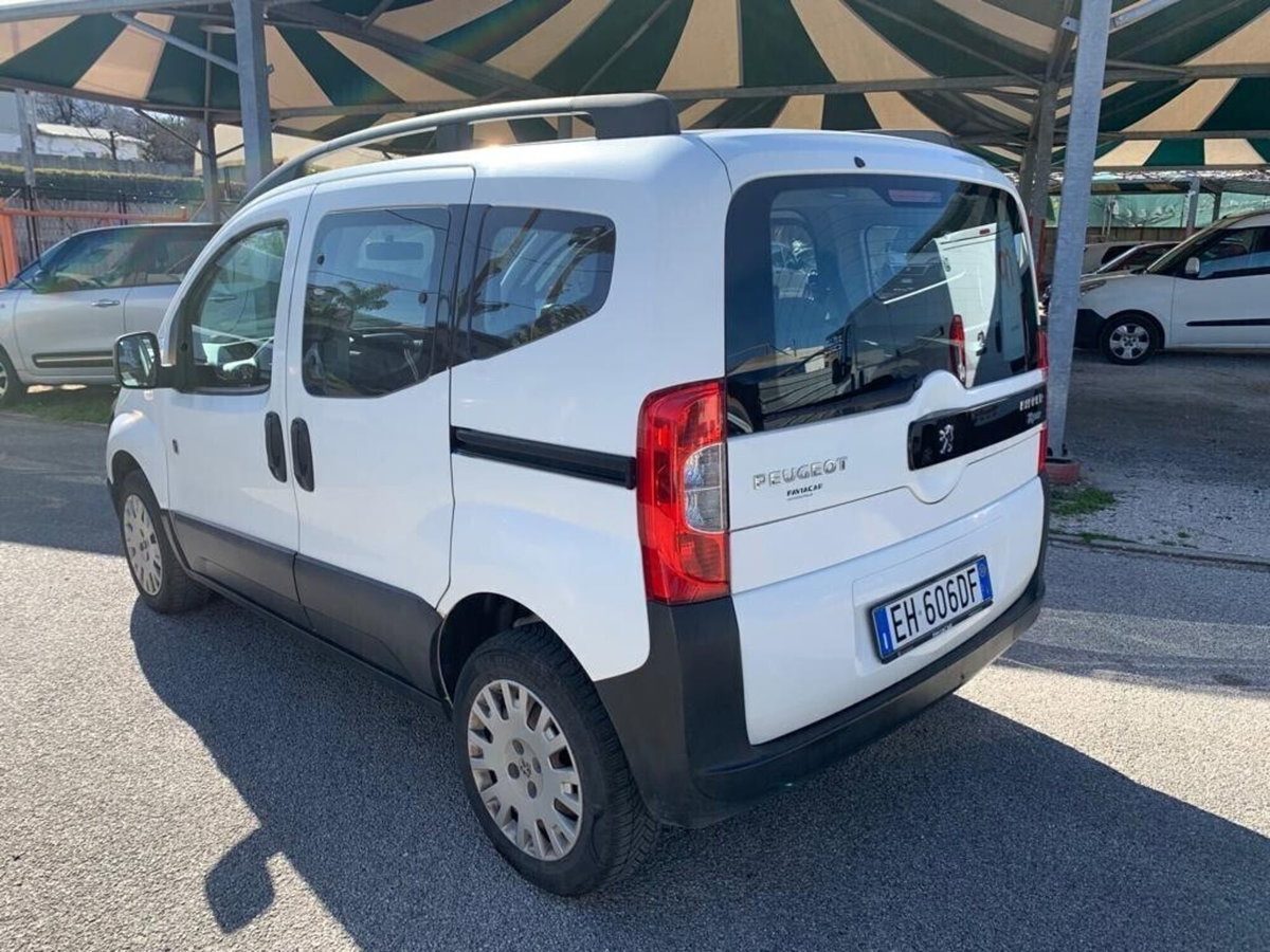 Peugeot Bipper 1.3 HDi 75 FAP Stop&Start Outdoor (4)