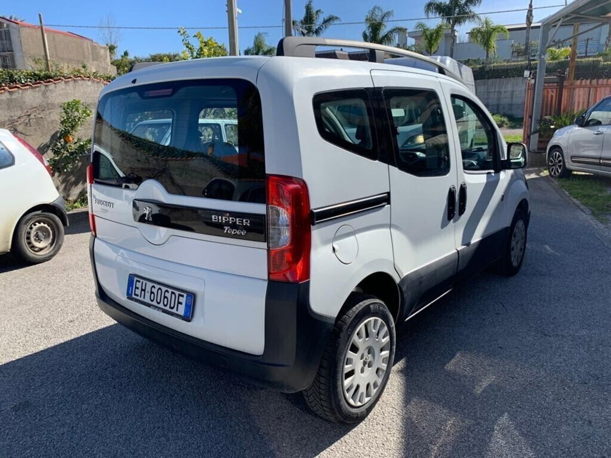 Peugeot Bipper 1.3 HDi 75 FAP Stop&Start Outdoor (6)