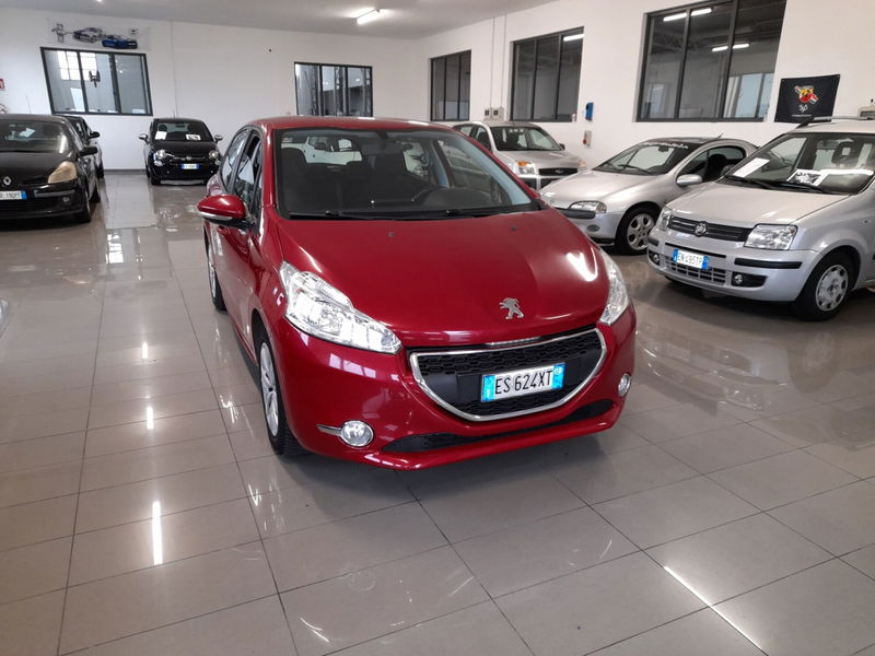 Peugeot 208 VTi 82 CV 5 porte Allure