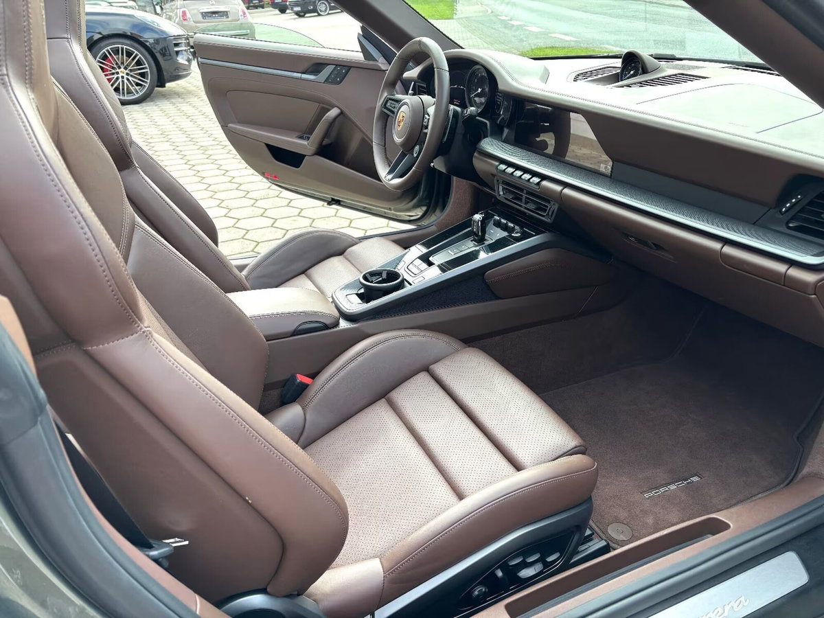 Porsche 911 Cabrio Cabrio 3.0 Carrera auto (12)