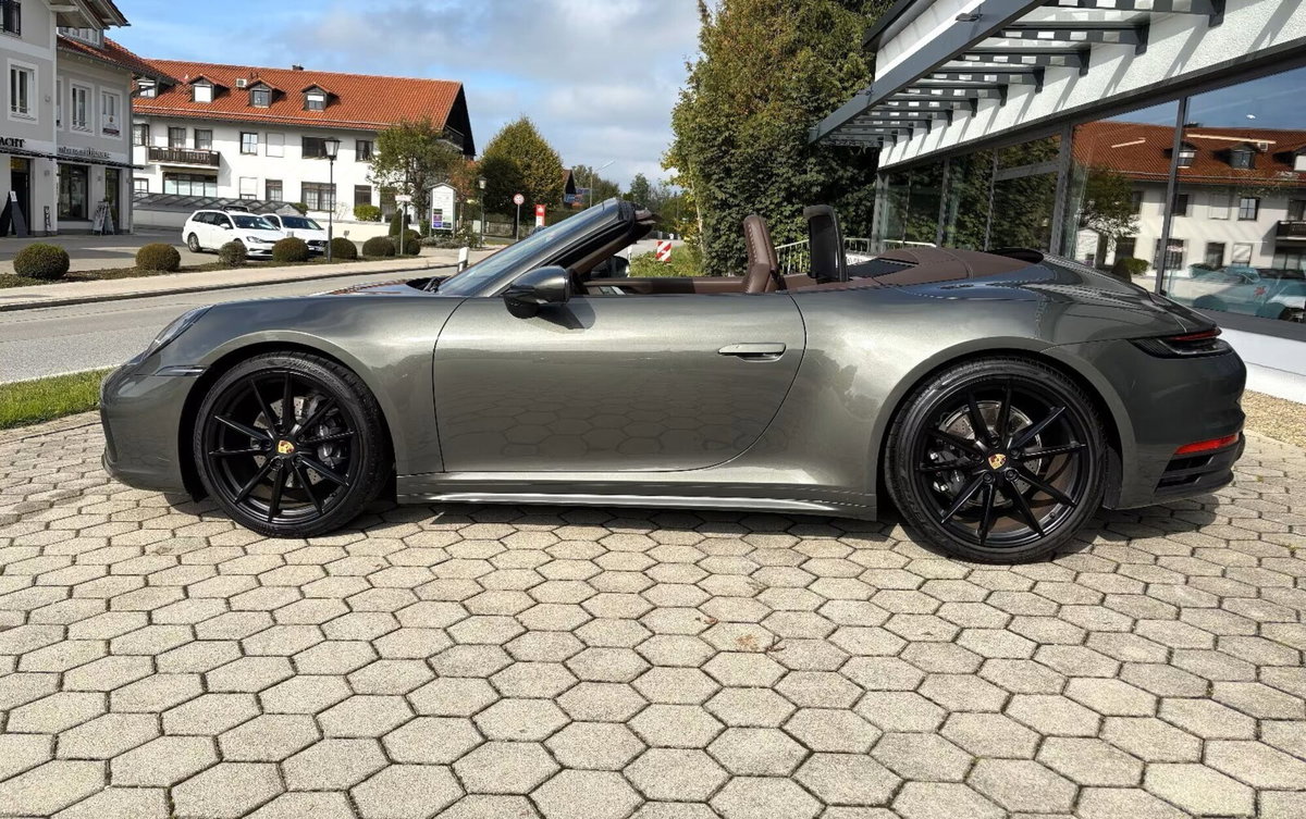 Porsche 911 Cabrio Cabrio 3.0 Carrera auto (4)