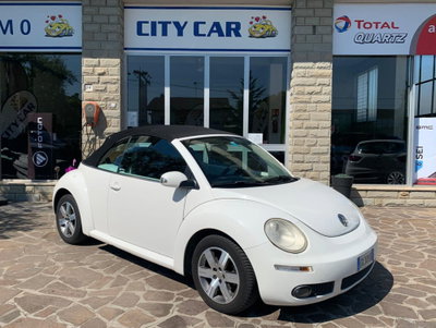 Volkswagen New Beetle Cabrio TDI 105CV Lim. Red Edt. (6)