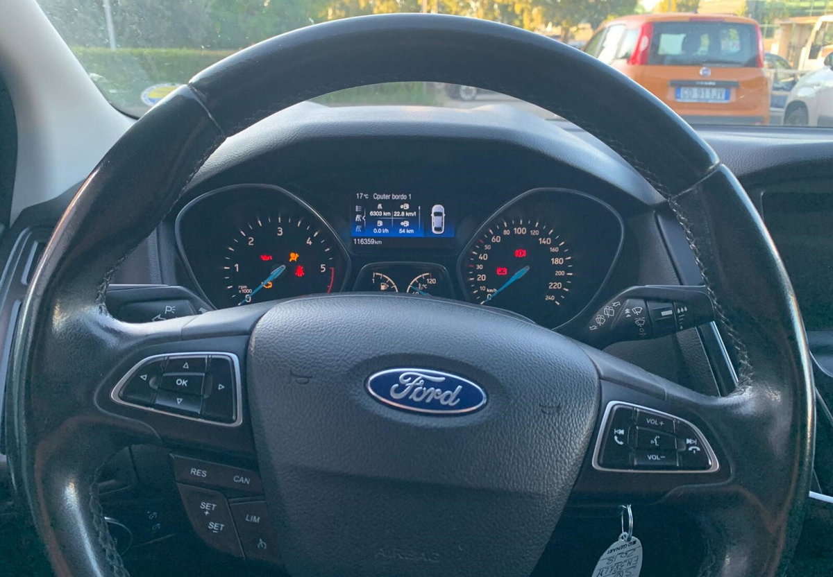 Ford Focus Station Wagon 1.5 TDCi 120 CV Start&Stop SW Plus (9)