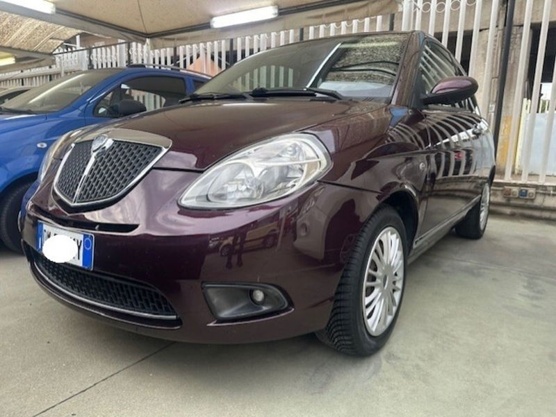 Lancia Ypsilon 1.2 Argento