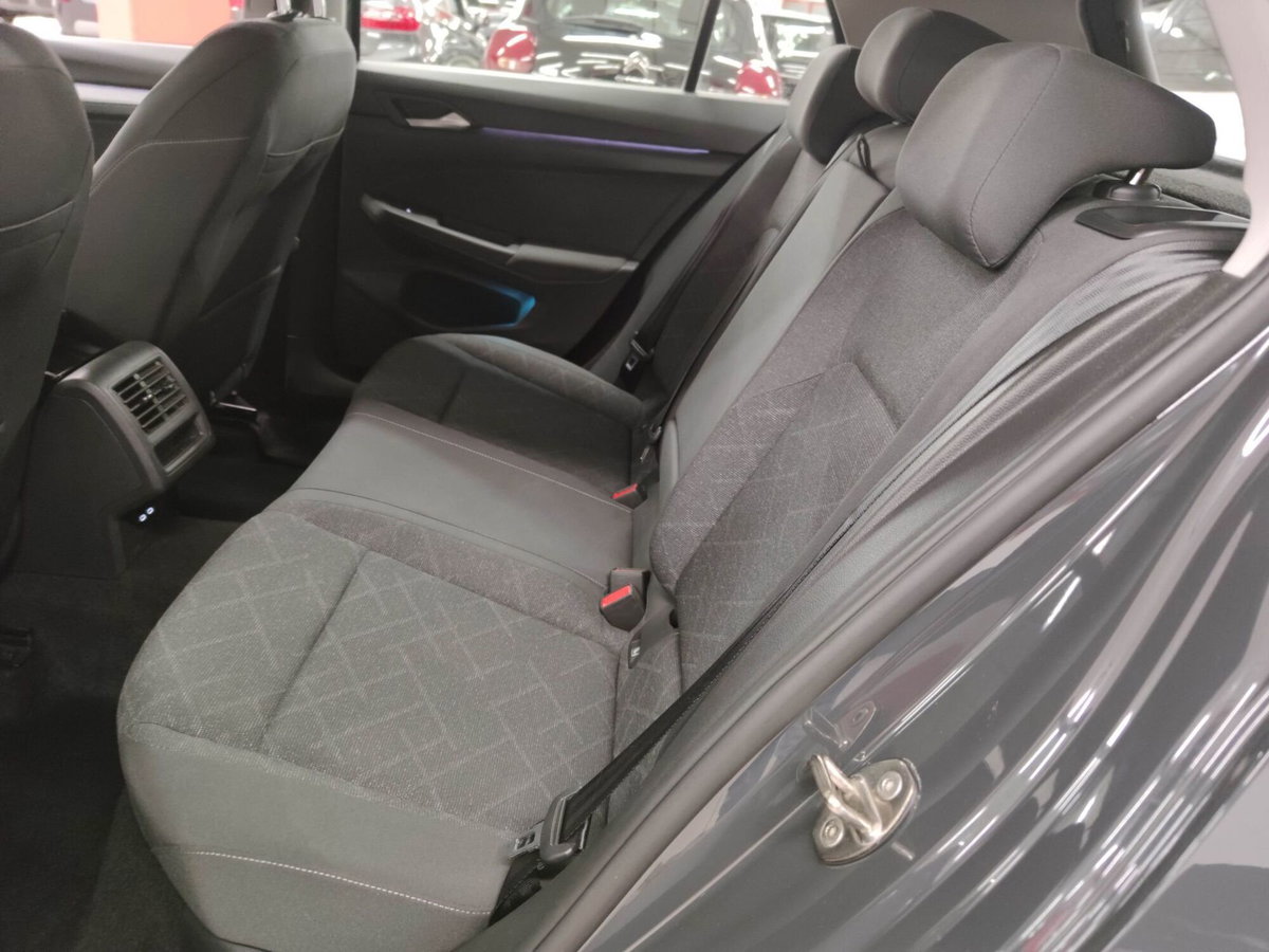 Volkswagen Golf 1.0 TSI EVO Life (14)