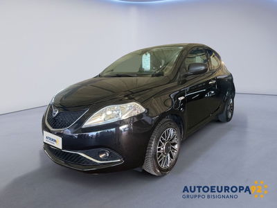 Lancia Ypsilon 1.0 FireFly 5 porte S&S Hybrid Ecochic Gold usata