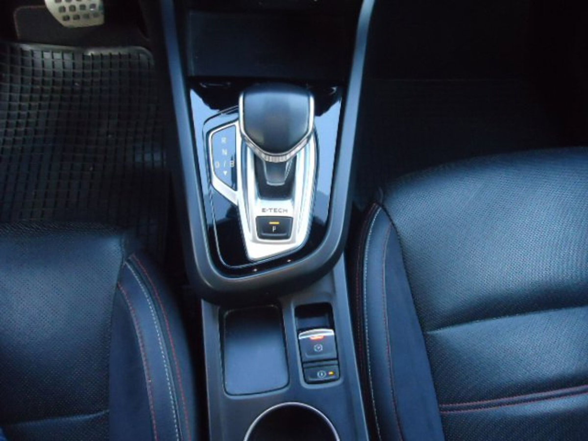 Renault Arkana E-Tech 145 CV R.S. Line (14)