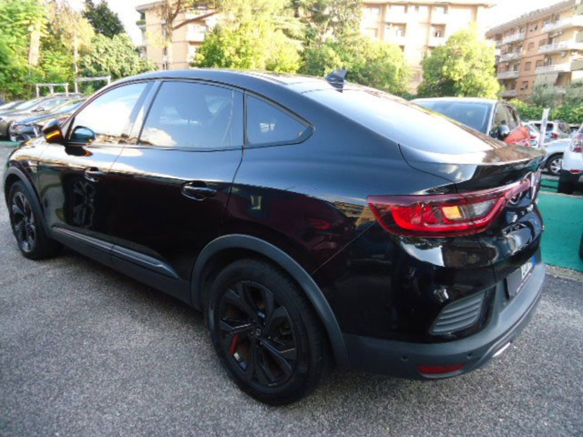 Renault Arkana E-Tech 145 CV R.S. Line (4)