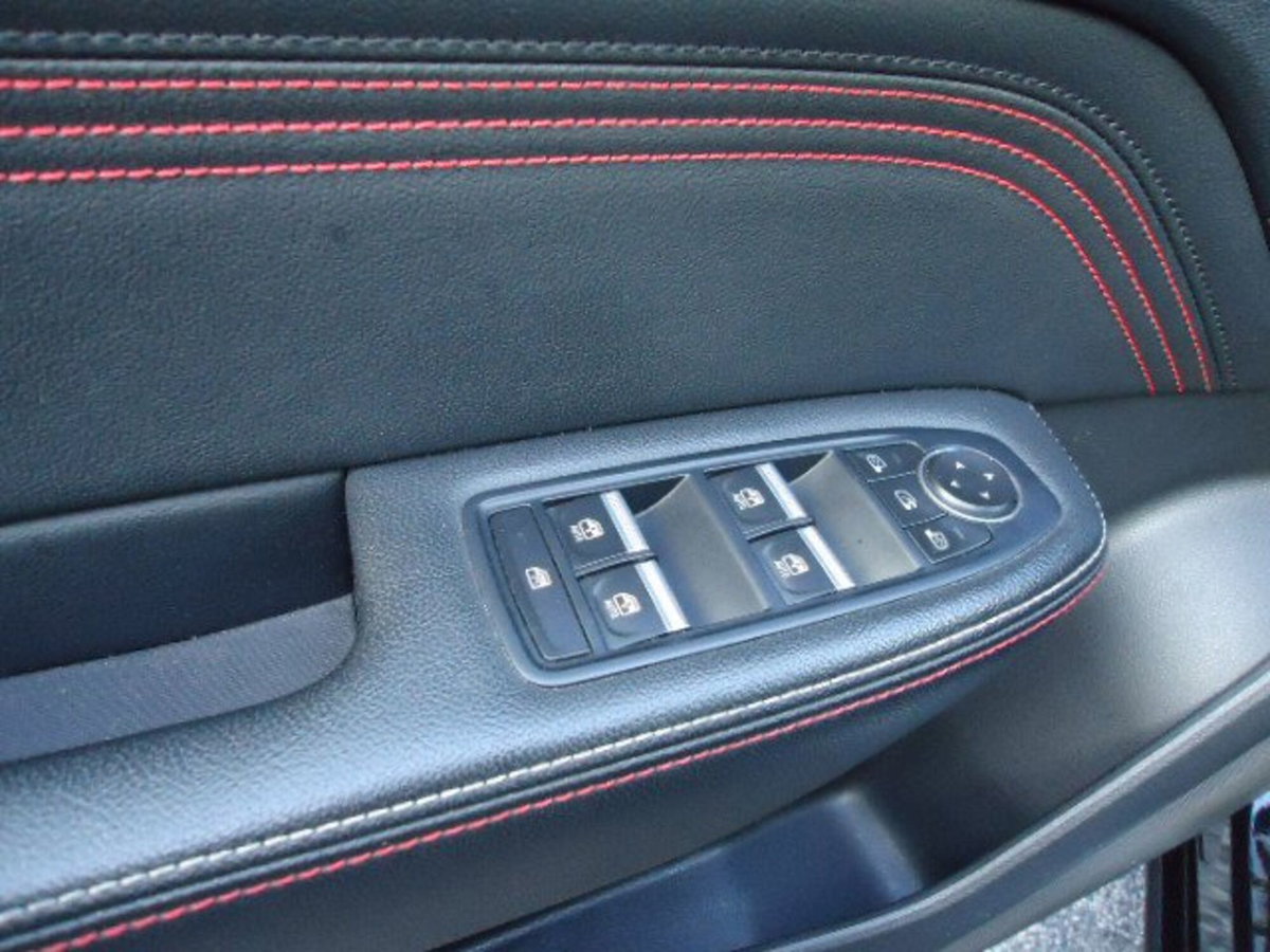 Renault Arkana E-Tech 145 CV R.S. Line (8)