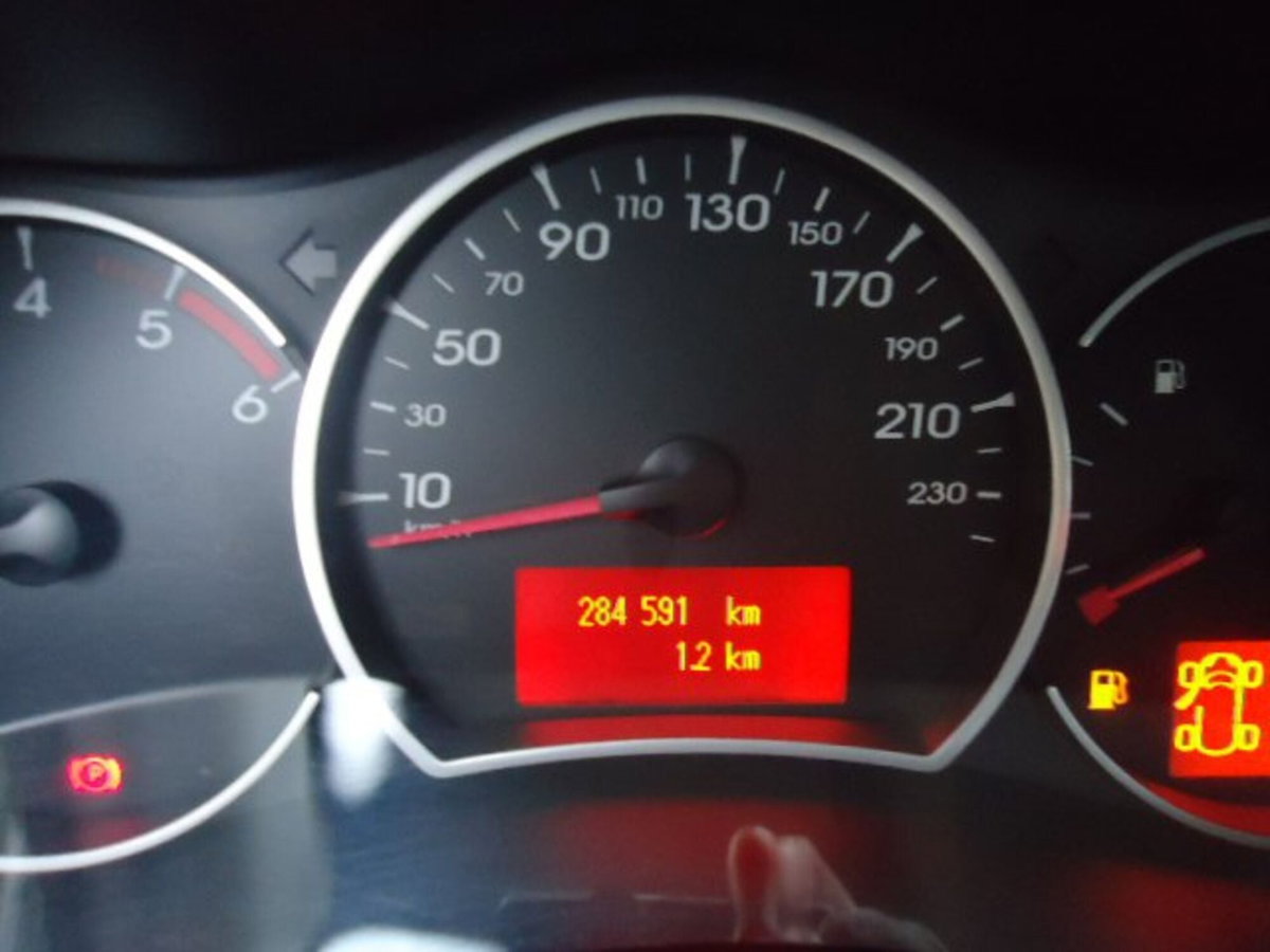 Renault Koleos 2.0 dCi 150CV 4X4 Dynamique (14)