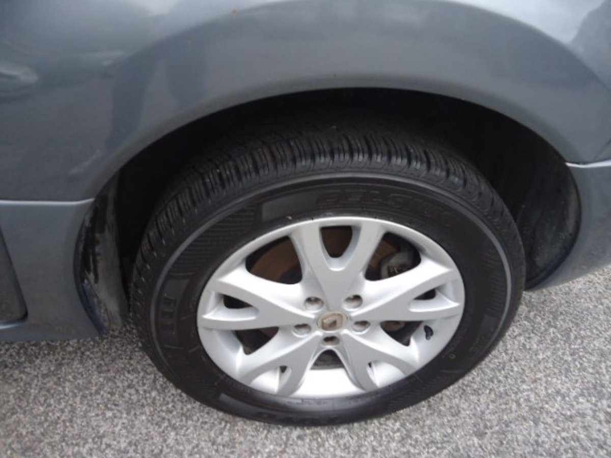 Renault Koleos 2.0 dCi 150CV 4X4 Dynamique (9)