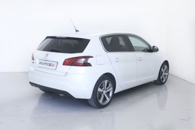 Peugeot 308 BlueHDi 130 S&S EAT8 Allure Pack (4)