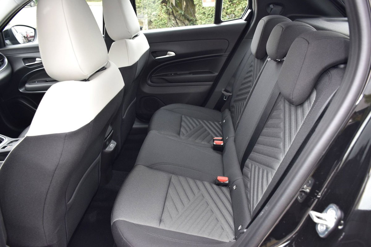 Fiat 600 1.2 hybrid Icon 145cv auto (13)
