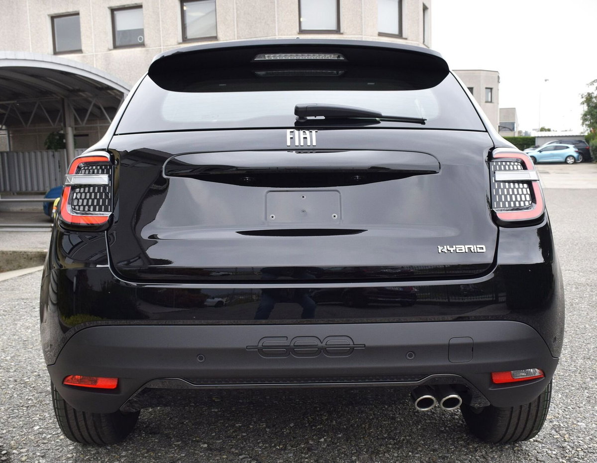 Fiat 600 1.2 hybrid Icon 145cv auto (7)