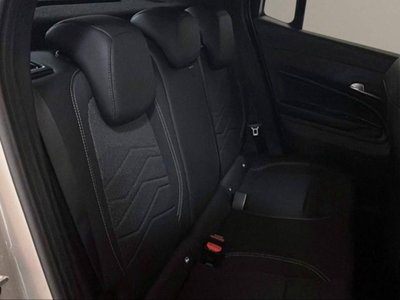 Jeep Avenger 1.2 turbo e-hybrid mhev Summit fwd 110cv edct6 (14)