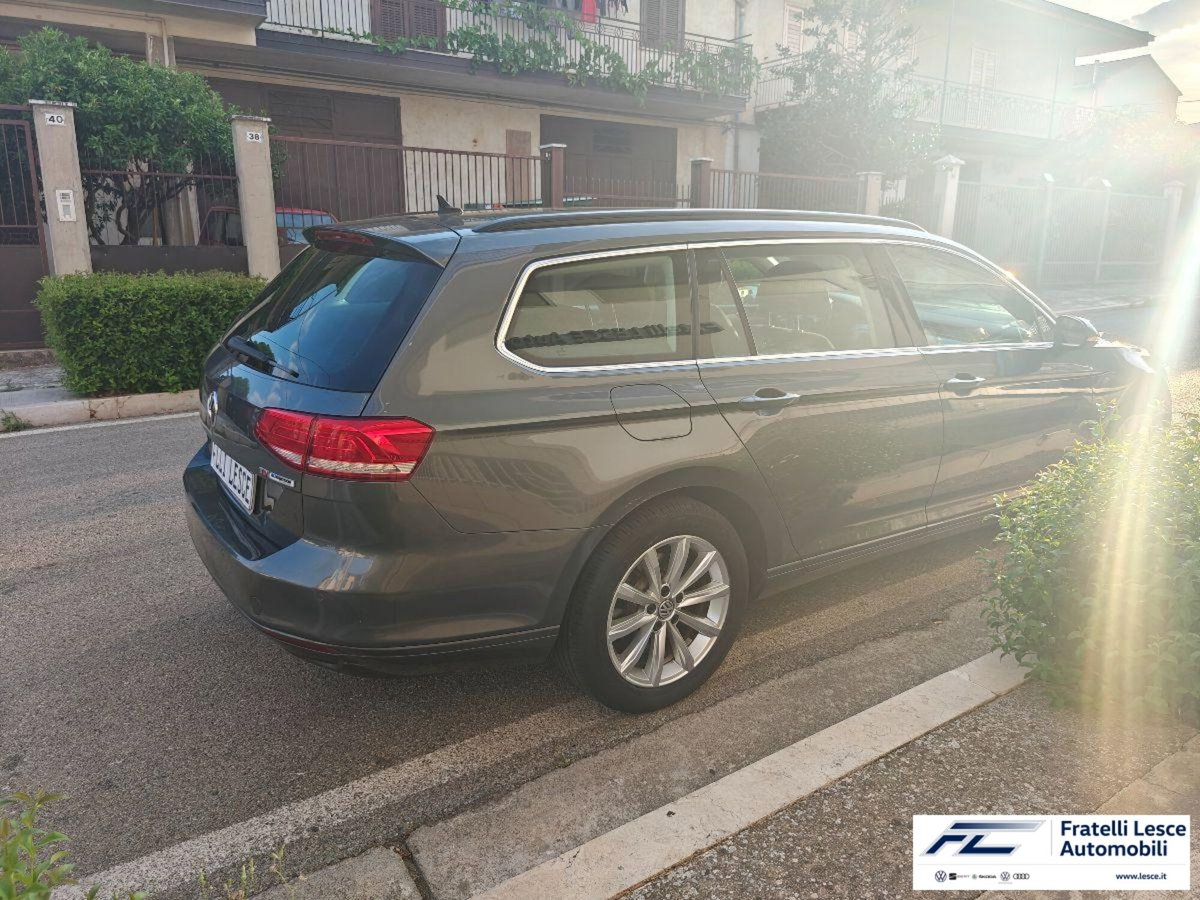 Volkswagen Passat Variant Businessline 1.6 TDI DSG BlueMotion Tech. (11)
