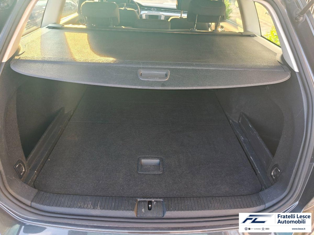 Volkswagen Passat Variant Businessline 1.6 TDI DSG BlueMotion Tech. (12)