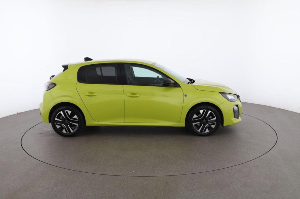 Peugeot 208 PureTech 100 Stop&Start 5 porte Allure (2)