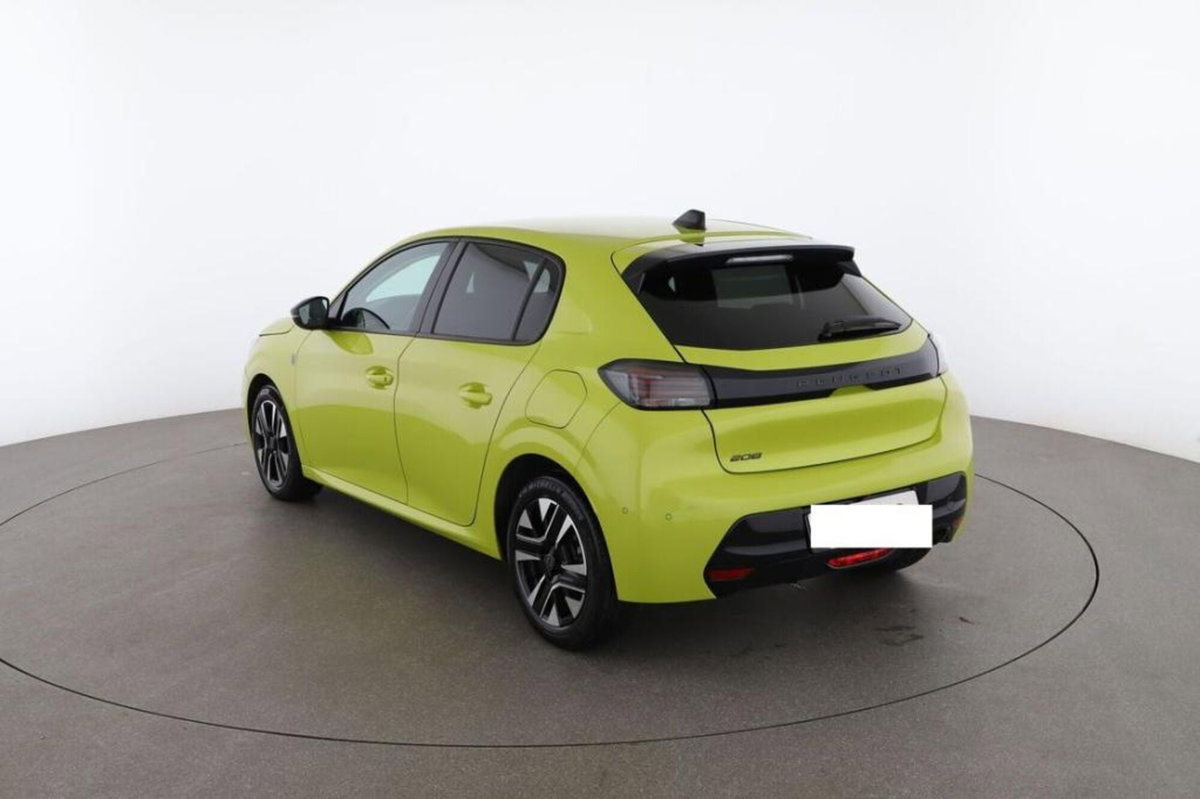 Peugeot 208 PureTech 100 Stop&Start 5 porte Allure (4)