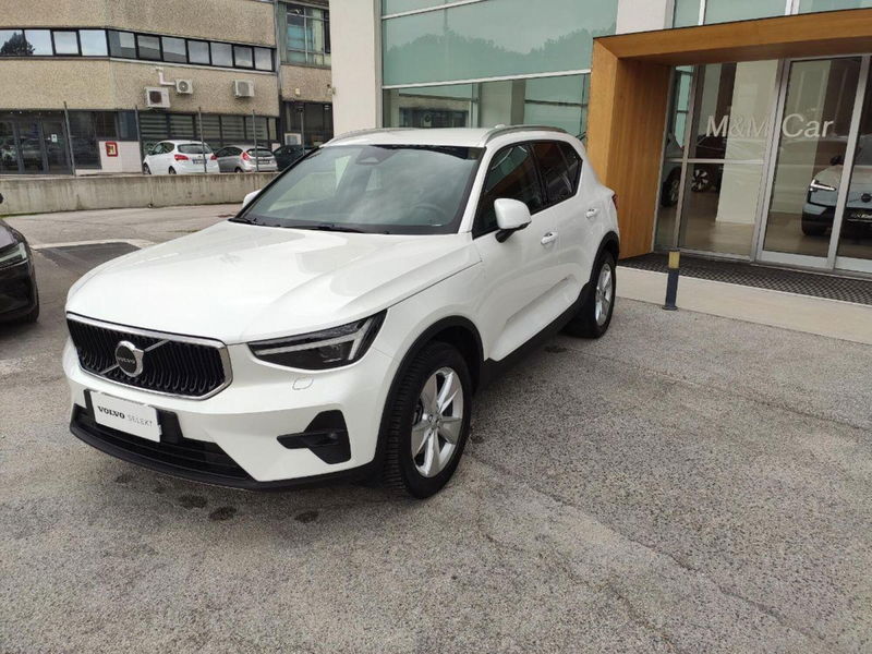 Volvo XC40 2.0 b3 Core auto