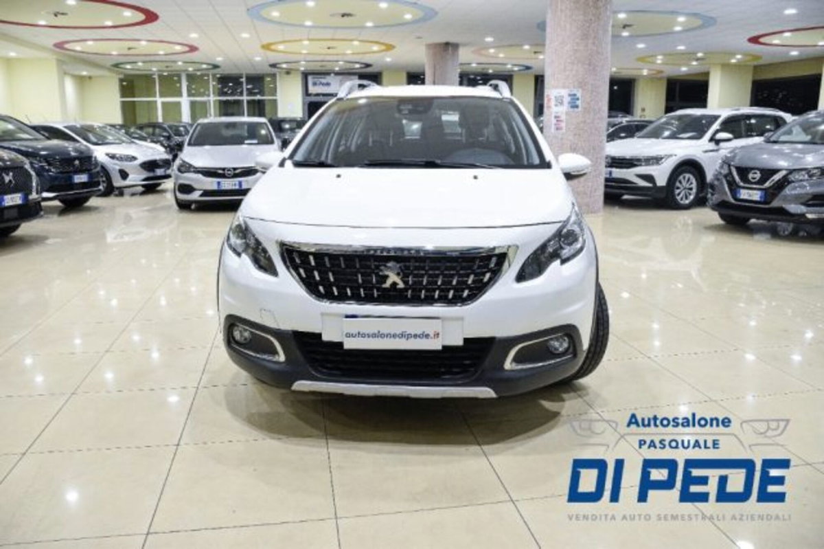 Peugeot 2008 BlueHDi 100 S&S Allure (2)