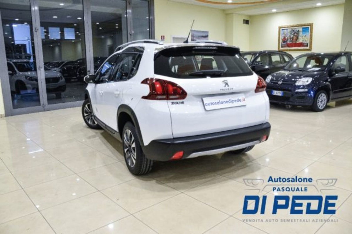 Peugeot 2008 BlueHDi 100 S&S Allure (6)