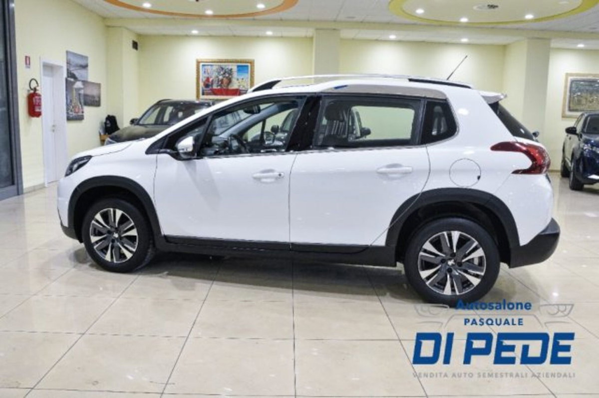 Peugeot 2008 BlueHDi 100 S&S Allure (7)