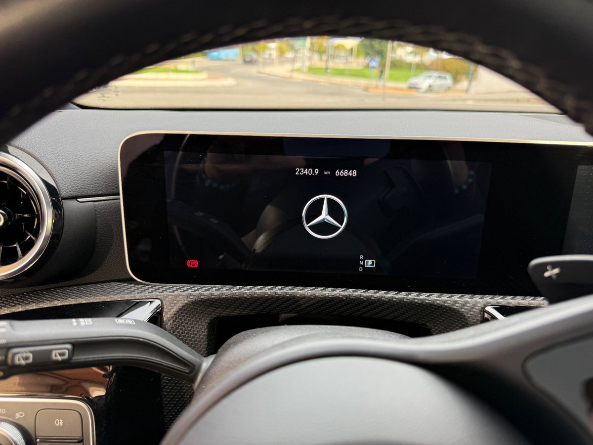 Mercedes-Benz Classe A 180 d Automatic Business (15)