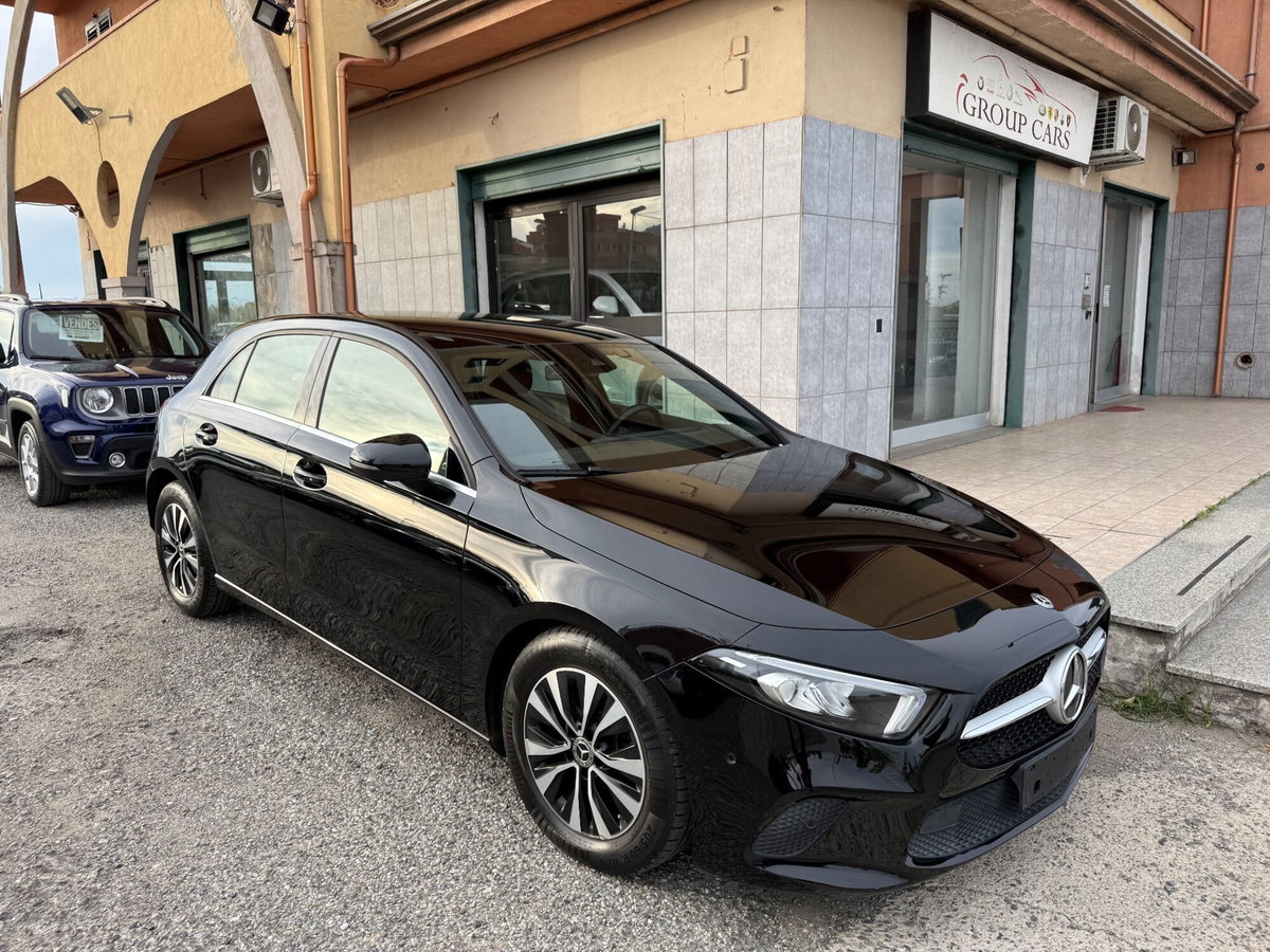 Mercedes-Benz Classe A 180 d Automatic Business (2)
