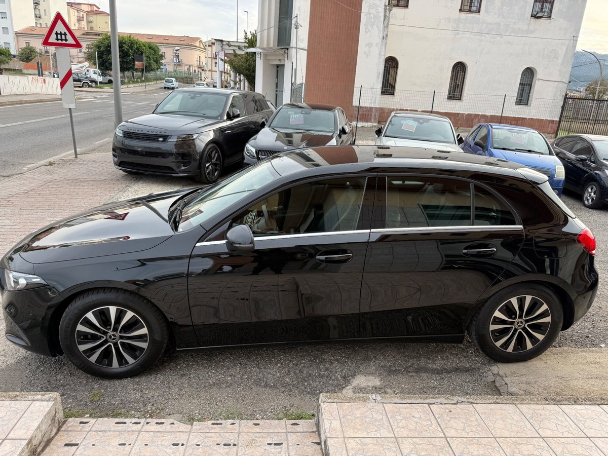 Mercedes-Benz Classe A 180 d Automatic Business (4)